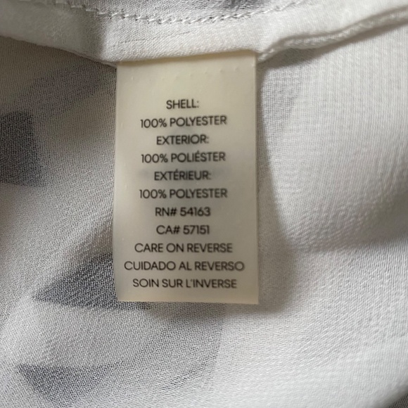 BUY 2 ITEMS & GET 1 FREE: Tommy Hilfiger B&W Geo Print Blouse Sz XL - Picture 7 of 8